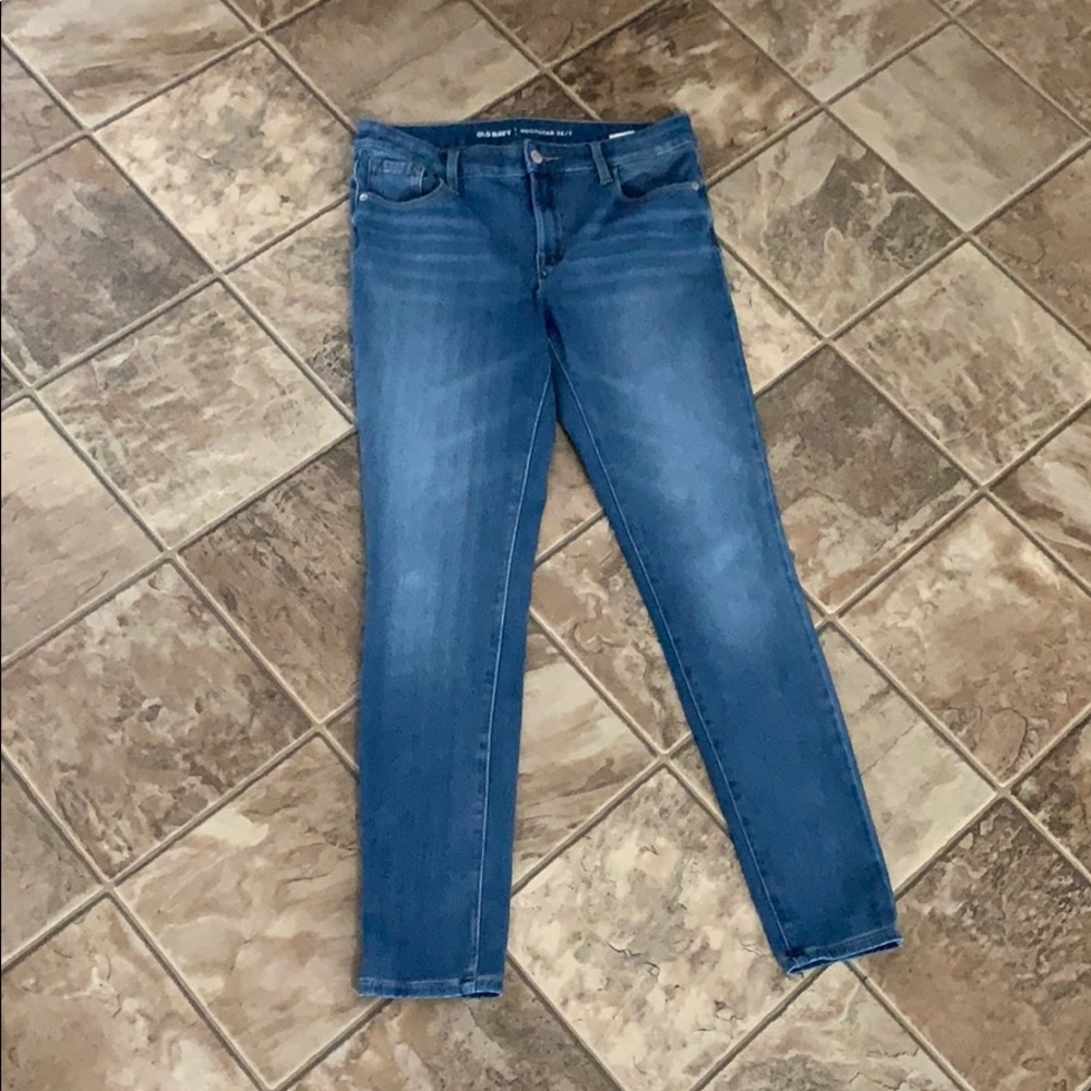 Old Navy rockstar 24/7 Jagging’s size 8 like new